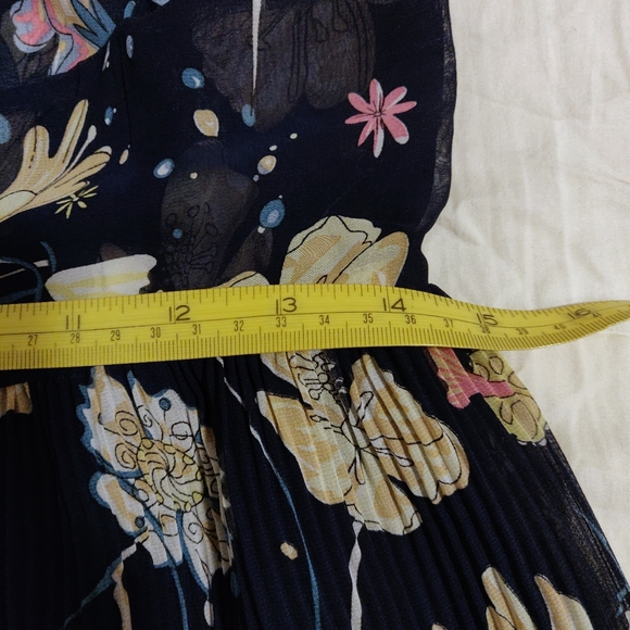 🌠2/$35🌠 Korean Style Dark Blue Maxi Floral Dress - Picture 11 of 11